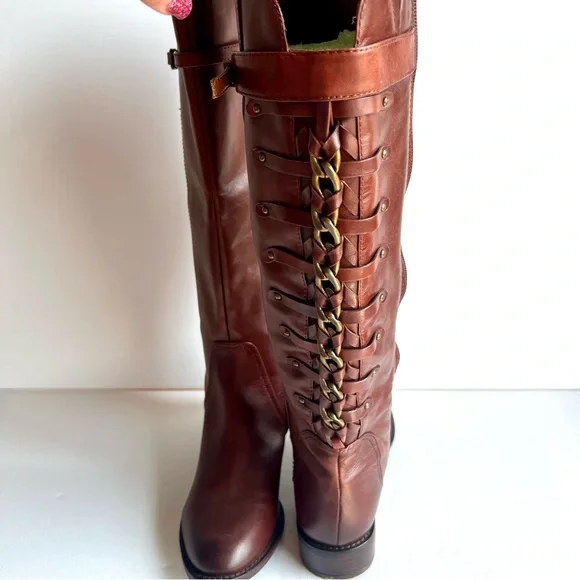 Beautiful Gianni Bini Chain Back Tall Wide Calf Leather Boots •Size Women’s 7M 🍁 - Picture 5 of 16